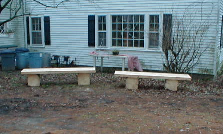 2 garden benches
