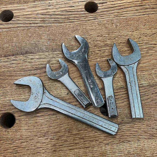 Shorty wrenches
