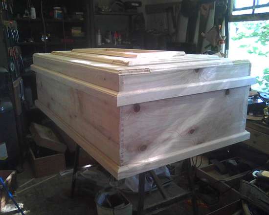 casket1.jpg