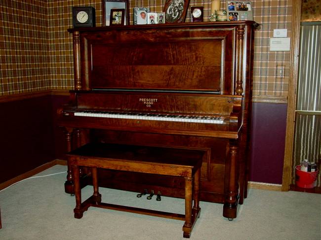 Walnut piano
